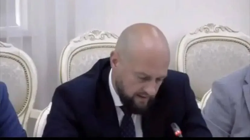 Мэр Курска Маслов признал ошибку в названиях улиц на заседании правительства