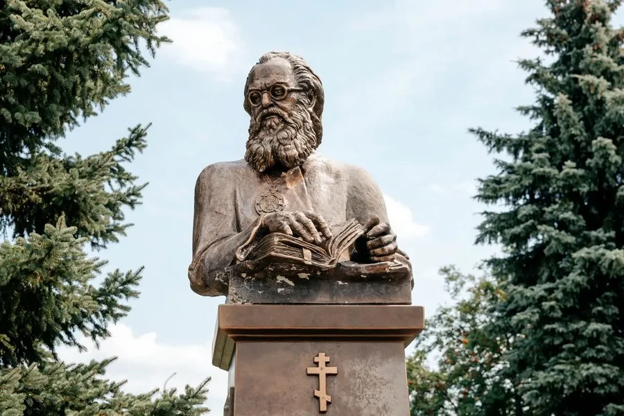 В Фатеже началась реставрация исторического подворья святителя Луки Крымского