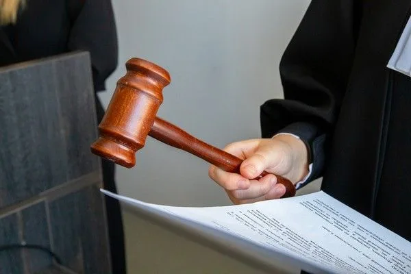 Арбитражный суд отказал Курской ритуальной компании в требовании к УФАС