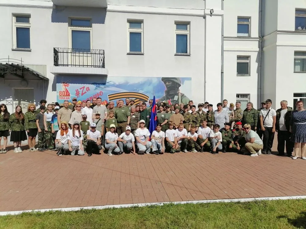 Завершение работ на территории Знаменской Рощи в Курске Завершение работ на территории Знаменской Рощи в Курске