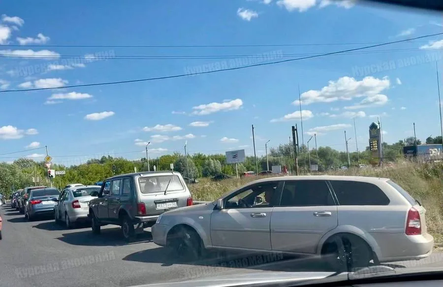 Очереди на заправках Курска: ситуация повторяется