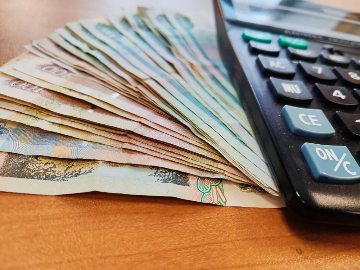 Жительница Железногорска отсудила у УК 205 тысяч рублей за плесень в квартире