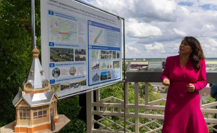 Планируемое благоустройство парка на Нижней Набережной в Курске с новой часовней и общественным пространством.