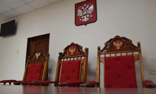 Суд обязал вернуть 1,1 млн рублей жителю Курска после мошенничества