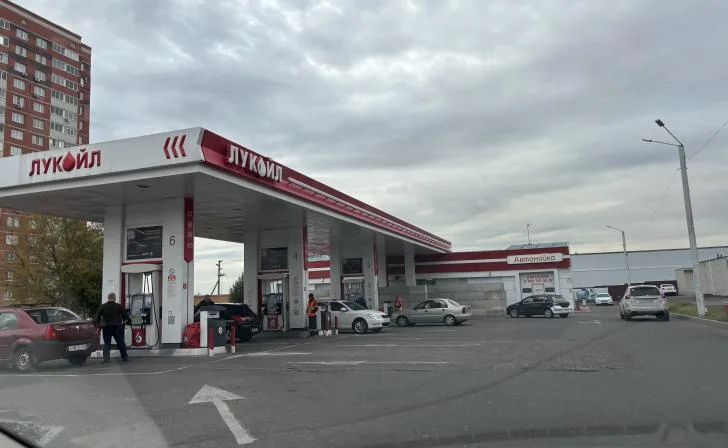 Цены на бензин в Курской области продолжают расти
