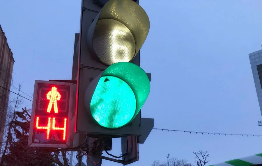 В Курске заработала "зеленая волна" на проспекте Дериглазова