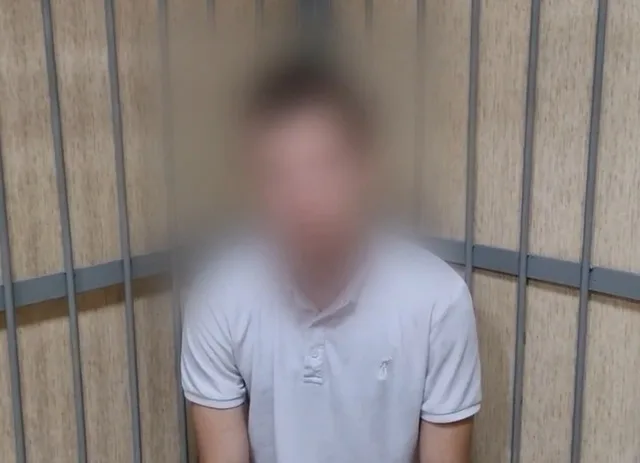 В Курске задержан курьер мошенников, обманувший пенсионерок на миллионы