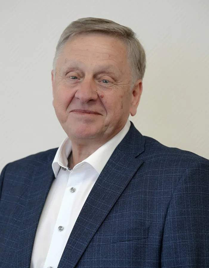 Заместитель председателя Курской областной Думы стал жертвой мошенников