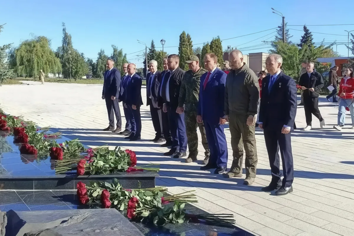 В Курске прошла акция «Десант Героев» с участием десяти Героев России