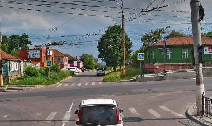 Движение на улице Бочарова в Курске приостановлено на месяц